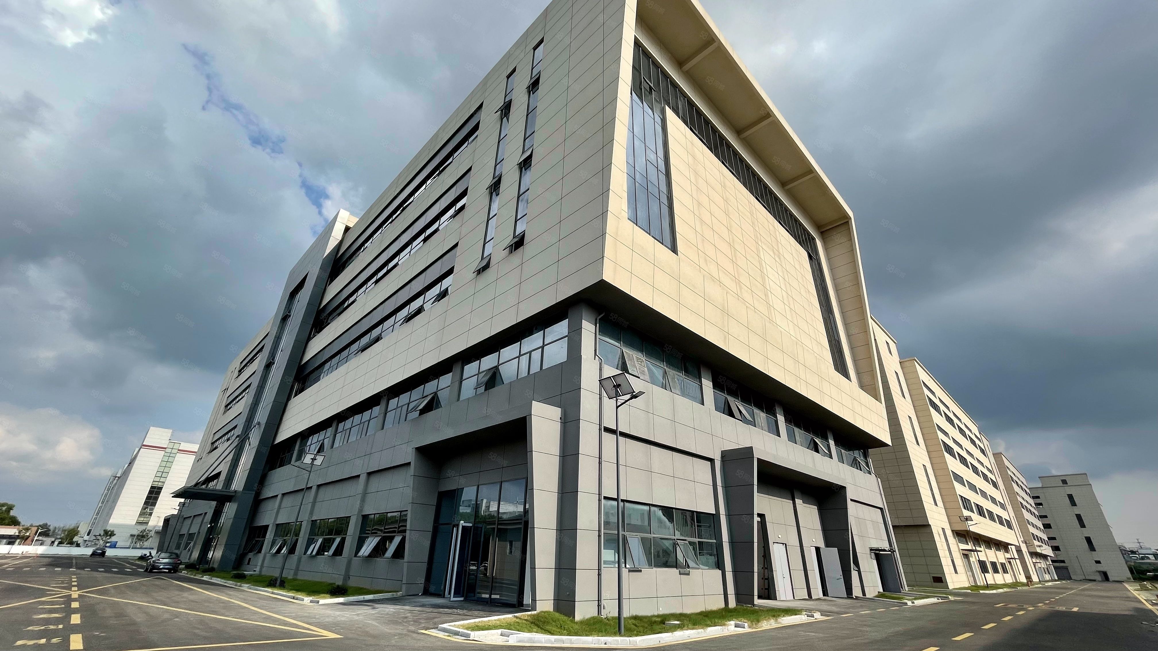 (出售) 出售昆山千灯厂房，独门独院，9000平，大车进出方便