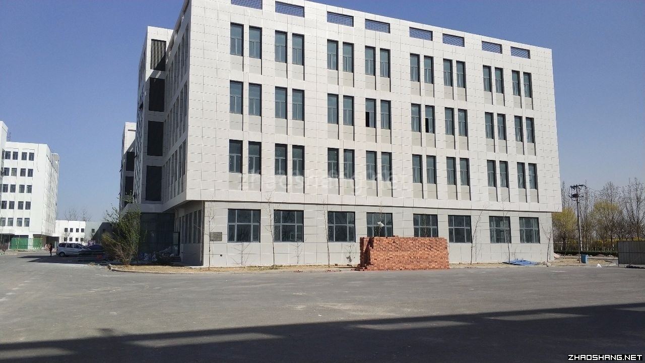 (出售) 出售淀山湖国土93亩，一栋单层29500平，年限2060年