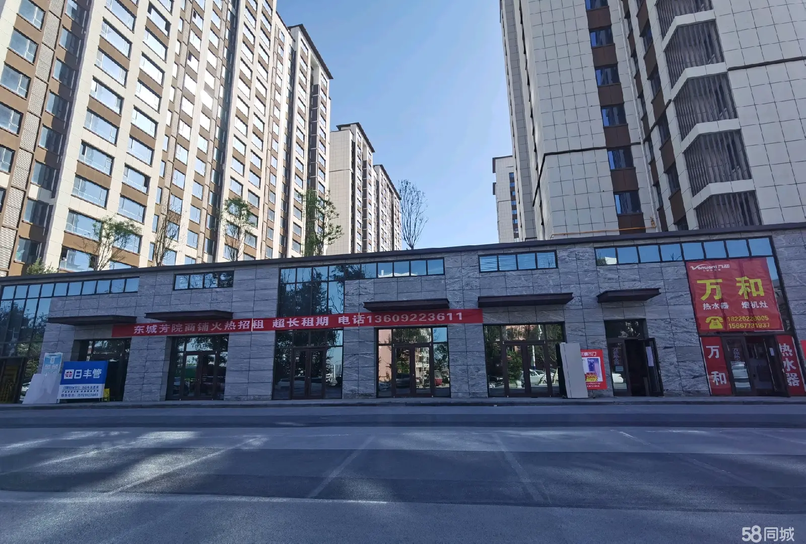 (出售) 汇丰大门口商铺，24平22万！上海业主诚心卖，租2万年