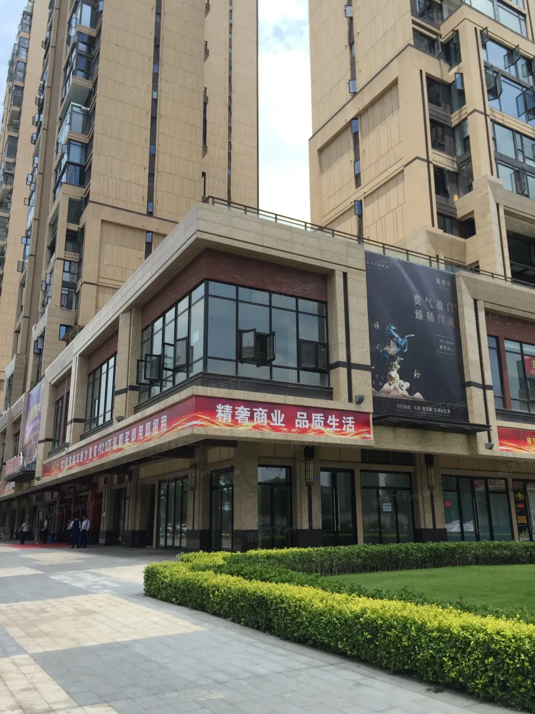 (出售) 年租金两万小商铺出售使用面积75平只要43万