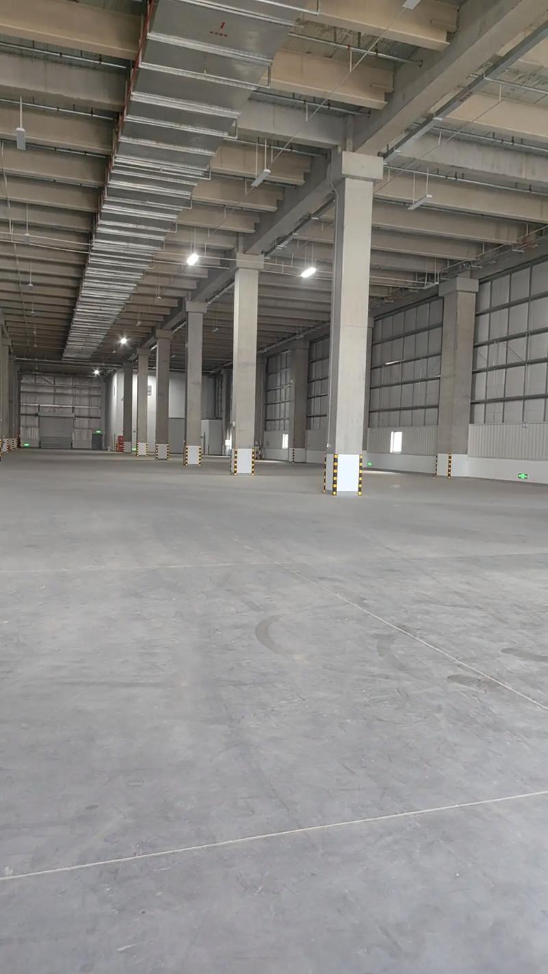 (出租) 昆山开发区东龙路厂房出租，2000平，可做仓库。